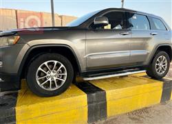 جيب جراند شيروكي